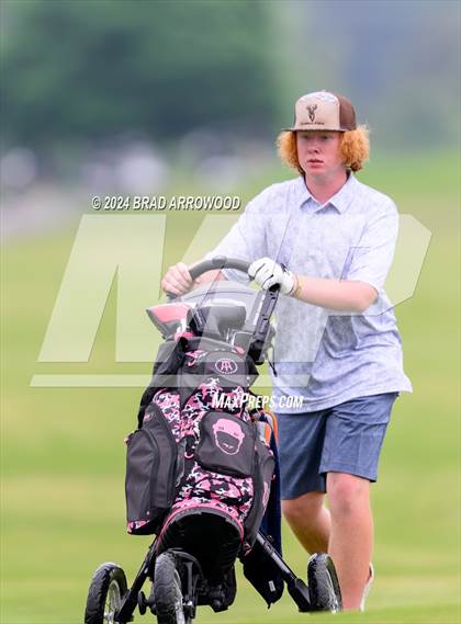Thumbnail 3 in NCHSAA 2A Final (Day 2 / Awards) photogallery.