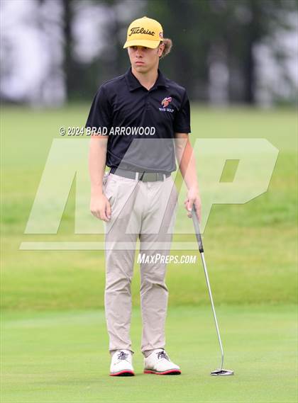 Thumbnail 3 in NCHSAA 2A Final (Day 2 / Awards) photogallery.