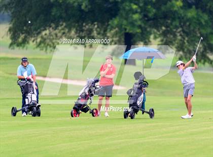 Thumbnail 2 in NCHSAA 2A Final (Day 2 / Awards) photogallery.