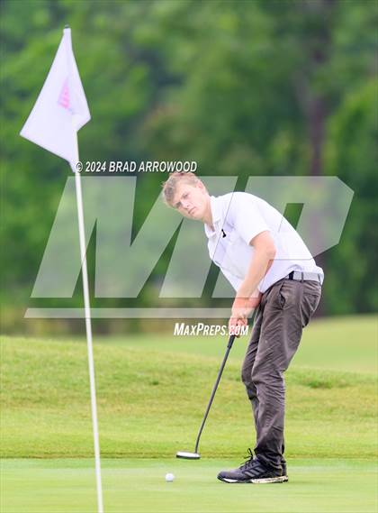 Thumbnail 2 in NCHSAA 2A Final (Day 2 / Awards) photogallery.