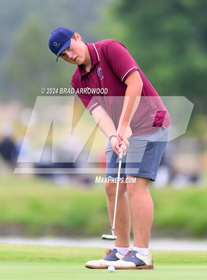 Thumbnail 2 in NCHSAA 2A Final (Day 2 / Awards) photogallery.