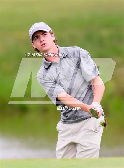 Thumbnail 2 in NCHSAA 2A Final (Day 2 / Awards) photogallery.