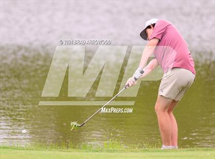 Thumbnail 3 in NCHSAA 2A Final (Day 2 / Awards) photogallery.