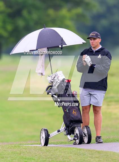 Thumbnail 1 in NCHSAA 2A Final (Day 2 / Awards) photogallery.
