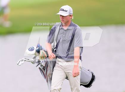 Thumbnail 2 in NCHSAA 2A Final (Day 2 / Awards) photogallery.