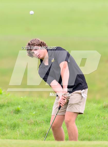 Thumbnail 2 in NCHSAA 2A Final (Day 2 / Awards) photogallery.