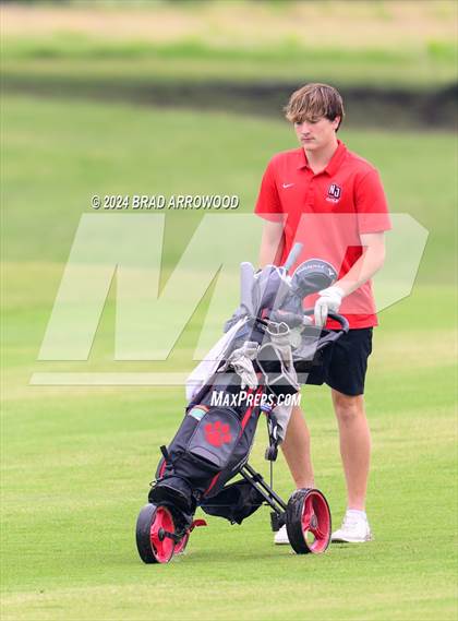 Thumbnail 1 in NCHSAA 2A Final (Day 2 / Awards) photogallery.