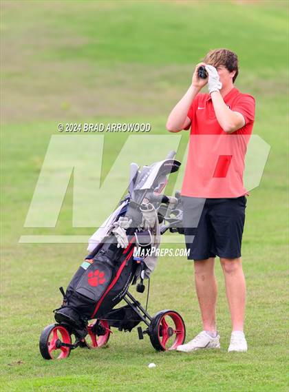 Thumbnail 2 in NCHSAA 2A Final (Day 2 / Awards) photogallery.