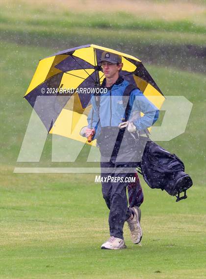 Thumbnail 1 in NCHSAA 2A Final (Day 2 / Awards) photogallery.
