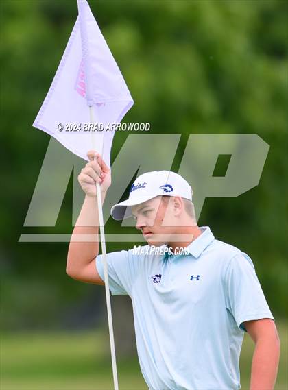 Thumbnail 1 in NCHSAA 2A Final (Day 2 / Awards) photogallery.