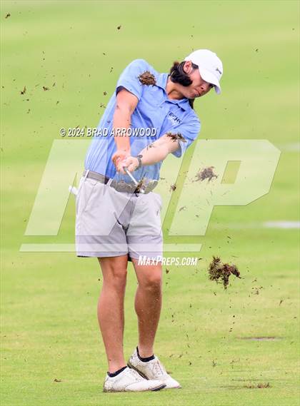 Thumbnail 2 in NCHSAA 2A Final (Day 2 / Awards) photogallery.