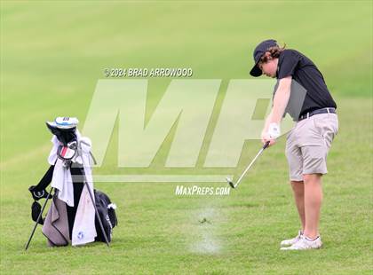 Thumbnail 1 in NCHSAA 2A Final (Day 2 / Awards) photogallery.