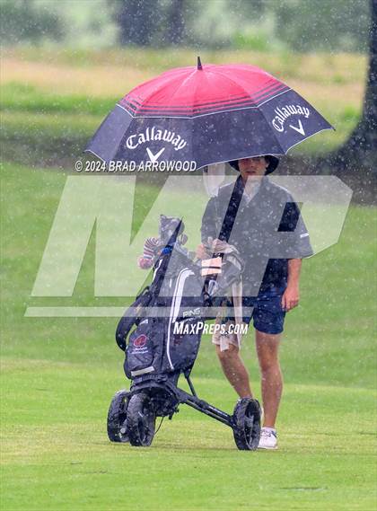 Thumbnail 2 in NCHSAA 2A Final (Day 2 / Awards) photogallery.