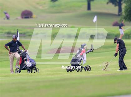 Thumbnail 2 in NCHSAA 2A Final (Day 2 / Awards) photogallery.
