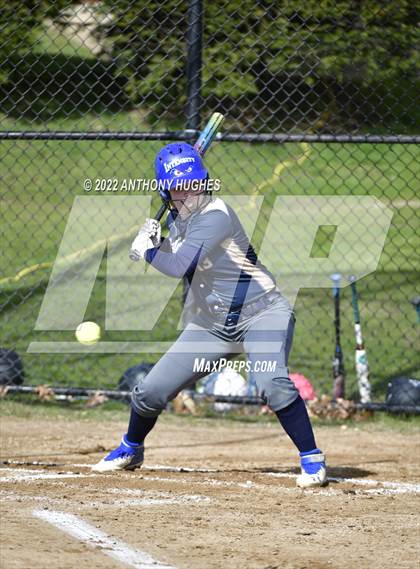 Thumbnail 2 in Lynbrook vs Baldwin photogallery.