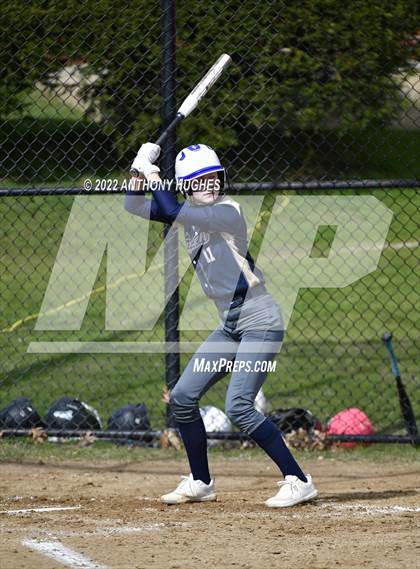 Thumbnail 2 in Lynbrook vs Baldwin photogallery.