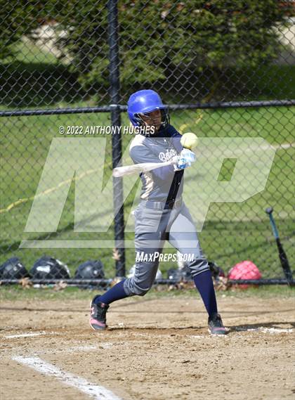 Thumbnail 2 in Lynbrook vs Baldwin photogallery.