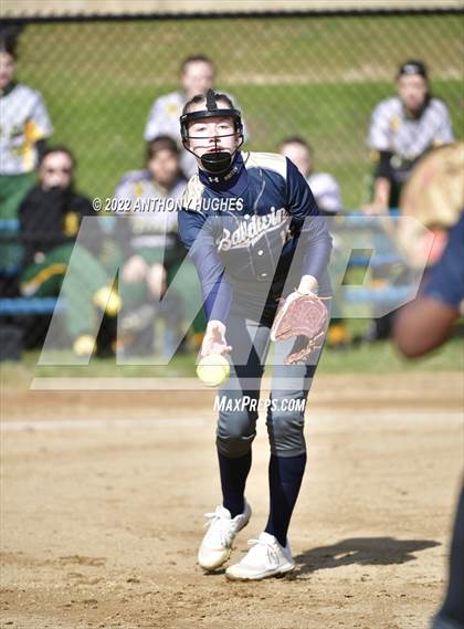 Thumbnail 2 in Lynbrook vs Baldwin photogallery.
