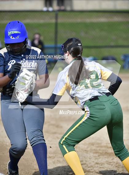 Thumbnail 1 in Lynbrook vs Baldwin photogallery.