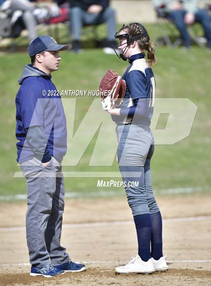 Thumbnail 1 in Lynbrook vs Baldwin photogallery.