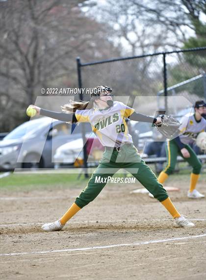 Thumbnail 2 in Lynbrook vs Baldwin photogallery.