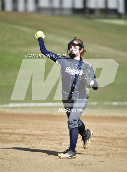 Thumbnail 2 in Lynbrook vs Baldwin photogallery.