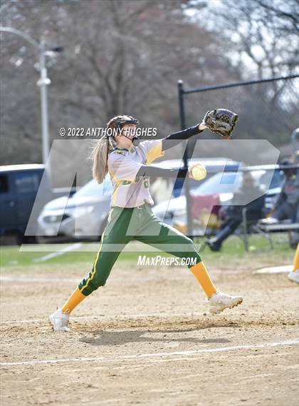 Thumbnail 3 in Lynbrook vs Baldwin photogallery.