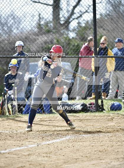 Thumbnail 2 in Lynbrook vs Baldwin photogallery.