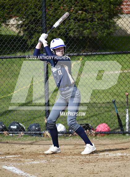 Thumbnail 3 in Lynbrook vs Baldwin photogallery.