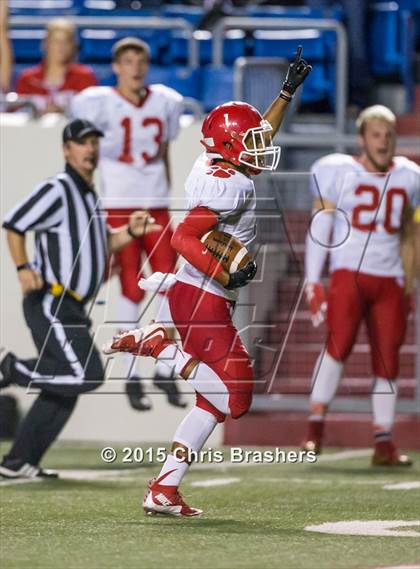 Thumbnail 2 in Cabot vs. Catholic photogallery.