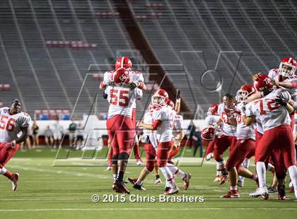 Thumbnail 1 in Cabot vs. Catholic photogallery.