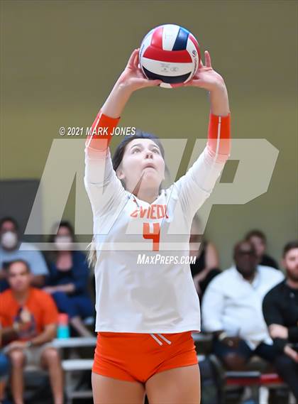 Thumbnail 3 in Santa Margarita vs. Oviedo (Nike Tournament of Champions) photogallery.