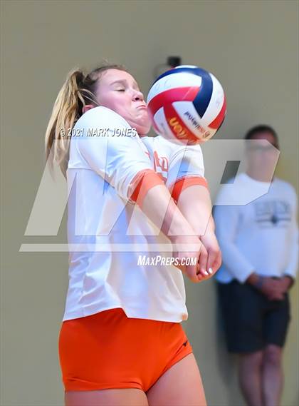 Thumbnail 2 in Santa Margarita vs. Oviedo (Nike Tournament of Champions) photogallery.
