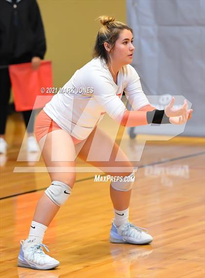 Thumbnail 1 in Santa Margarita vs. Oviedo (Nike Tournament of Champions) photogallery.