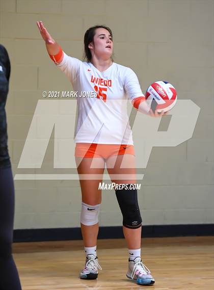 Thumbnail 1 in Santa Margarita vs. Oviedo (Nike Tournament of Champions) photogallery.