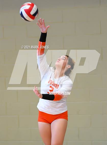 Thumbnail 3 in Santa Margarita vs. Oviedo (Nike Tournament of Champions) photogallery.