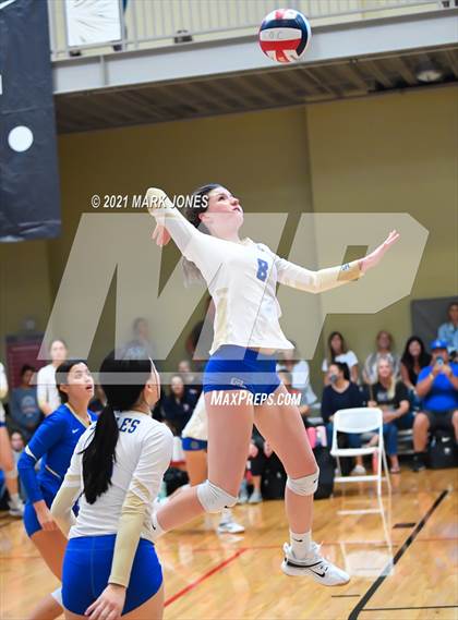 Thumbnail 2 in Santa Margarita vs. Oviedo (Nike Tournament of Champions) photogallery.
