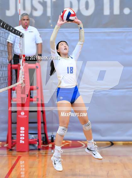 Thumbnail 3 in Santa Margarita vs. Oviedo (Nike Tournament of Champions) photogallery.
