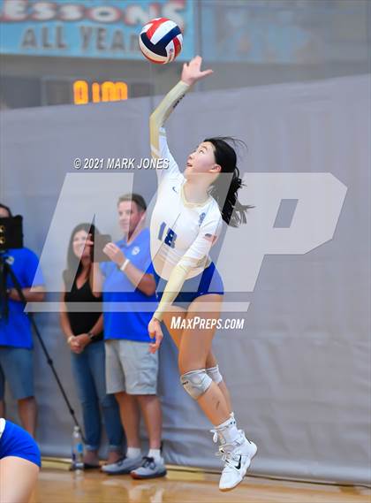 Thumbnail 1 in Santa Margarita vs. Oviedo (Nike Tournament of Champions) photogallery.