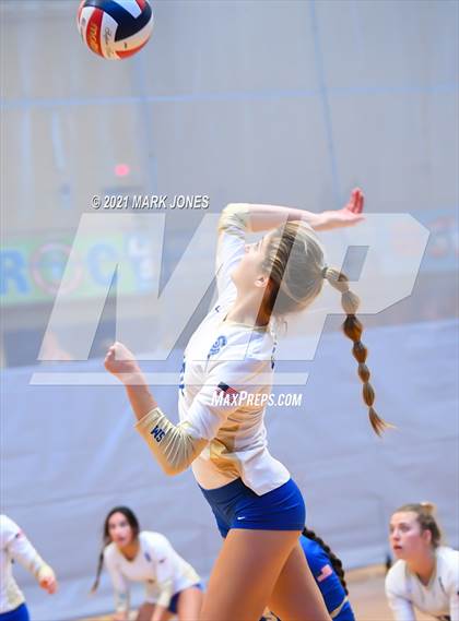 Thumbnail 3 in Santa Margarita vs. Oviedo (Nike Tournament of Champions) photogallery.