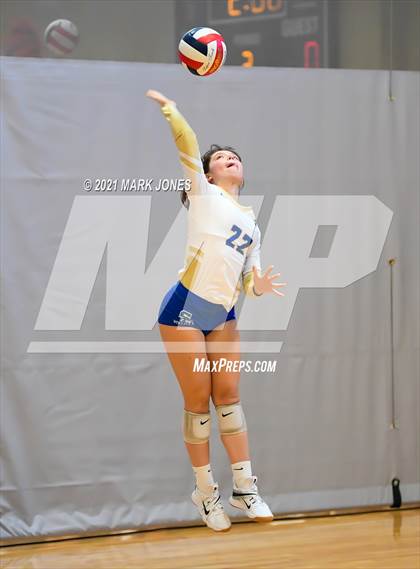 Thumbnail 3 in Santa Margarita vs. Oviedo (Nike Tournament of Champions) photogallery.