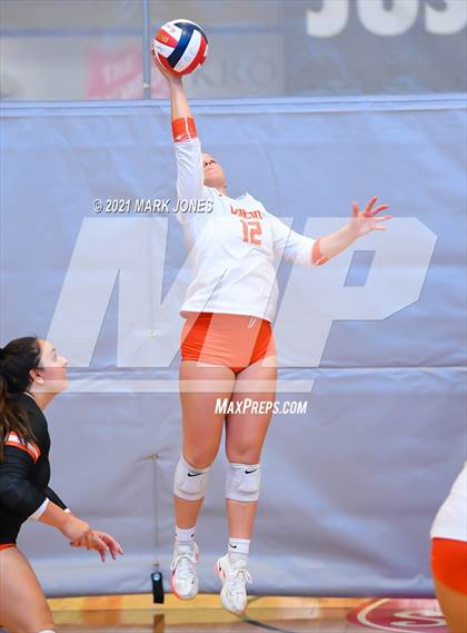 Thumbnail 1 in Santa Margarita vs. Oviedo (Nike Tournament of Champions) photogallery.