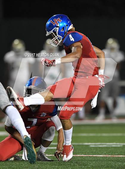 Thumbnail 3 in Long Beach Poly @ Los Alamitos photogallery.