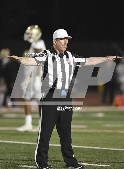 Thumbnail 3 in Long Beach Poly @ Los Alamitos photogallery.