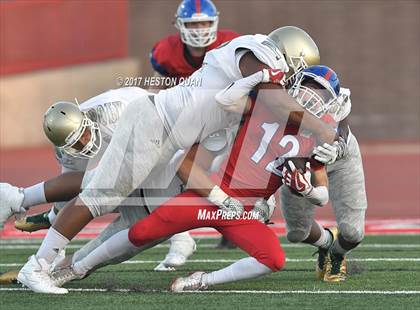 Thumbnail 2 in Long Beach Poly @ Los Alamitos photogallery.
