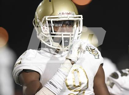 Thumbnail 3 in Long Beach Poly @ Los Alamitos photogallery.