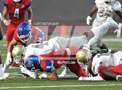 Thumbnail 3 in Long Beach Poly @ Los Alamitos photogallery.