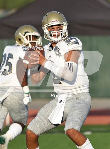 Thumbnail 2 in Long Beach Poly @ Los Alamitos photogallery.