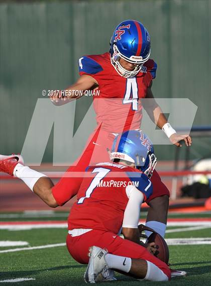 Thumbnail 2 in Long Beach Poly @ Los Alamitos photogallery.