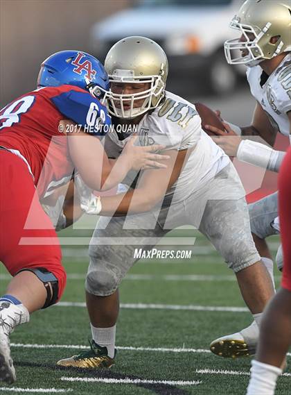 Thumbnail 1 in Long Beach Poly @ Los Alamitos photogallery.